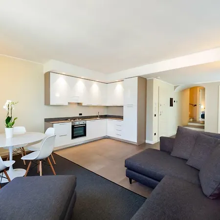 Liszt Tower By Klabhouse Apartment